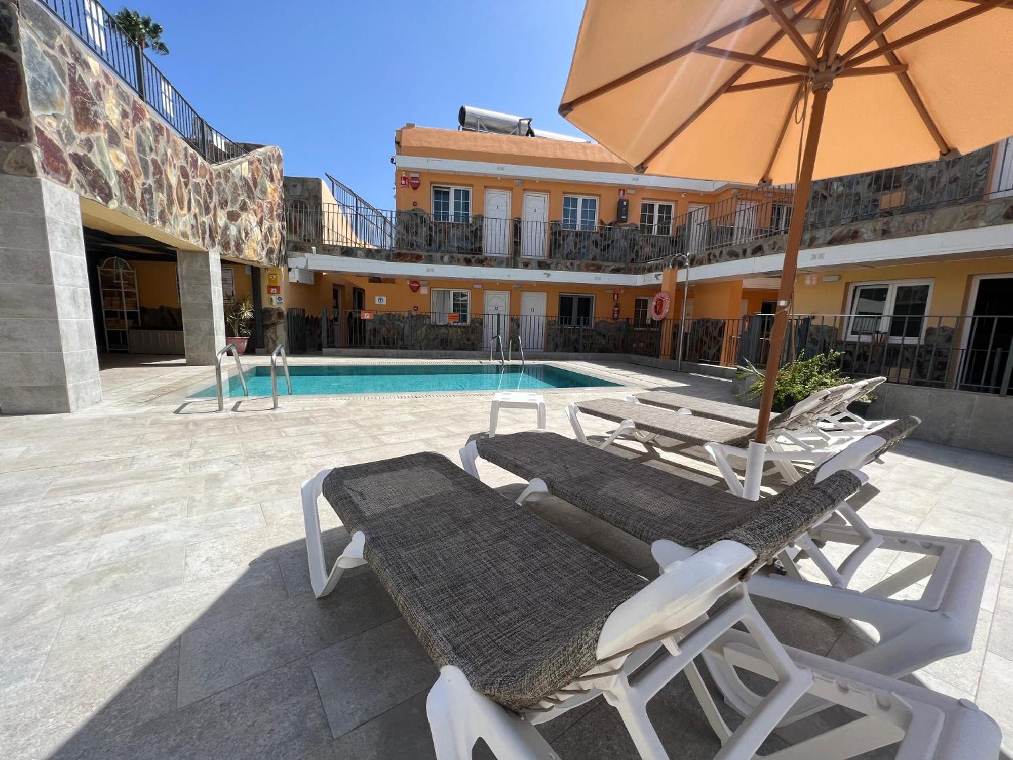 Patalavaca Pool & Beach View โมกัน ภายนอก รูปภาพ